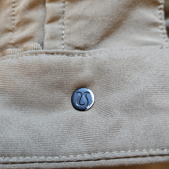 Lululemon Mens The Works ABC Shorts LM7929S Golf Warpstreme 11" Chino Tan - Picture 6 of 10